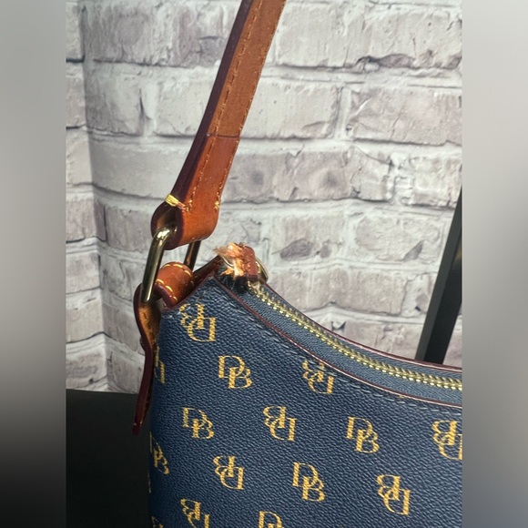 Project Bag Dooney & Bourke Navy and Yellow Shoulder Bag - Picture 4 of 16